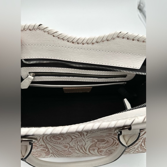 Hand tooled leather tote - Picture 5 of 7